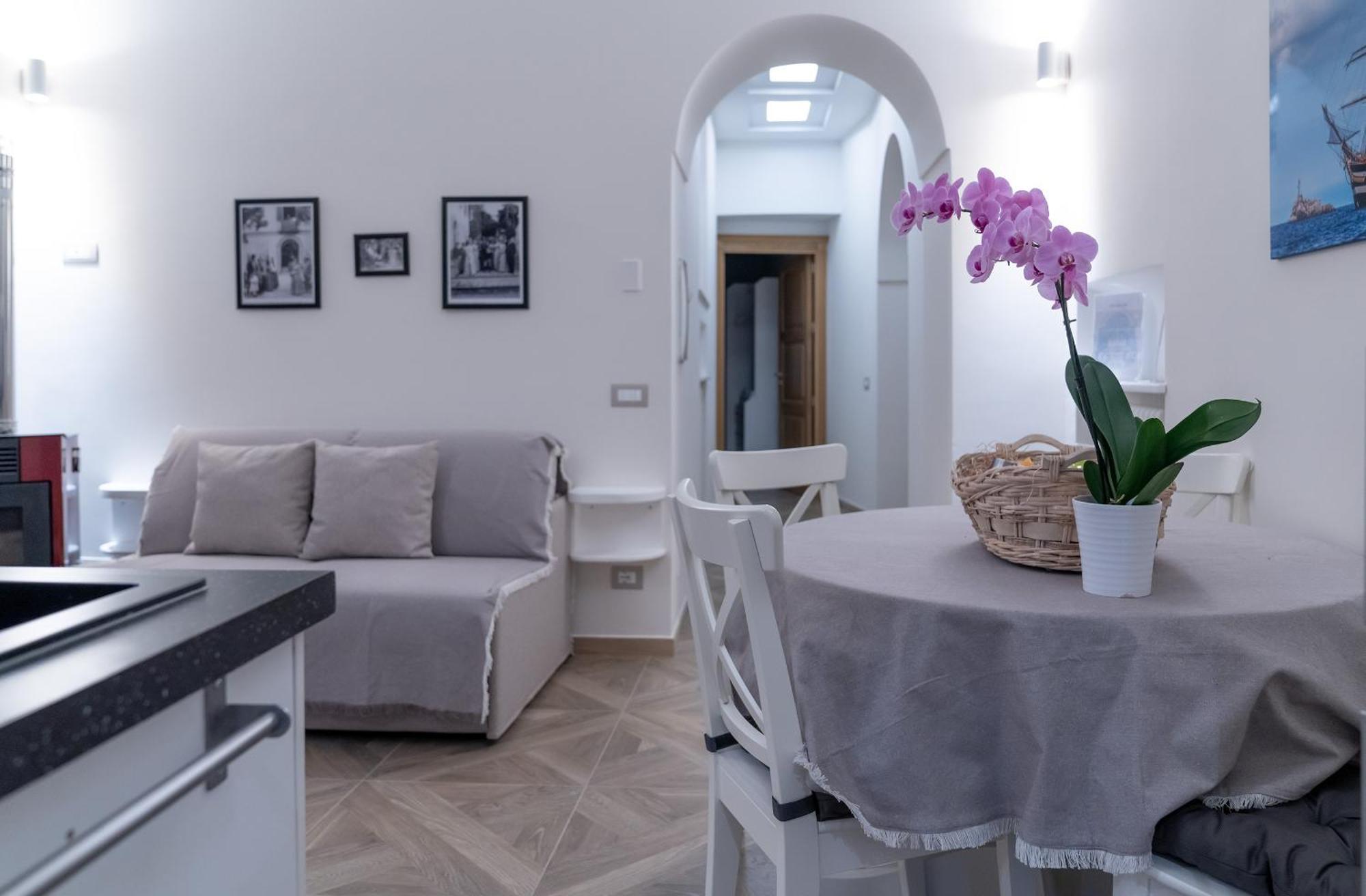Ferienwohnung Insula Lubrensis Flat Massa Lubrense Exterior foto